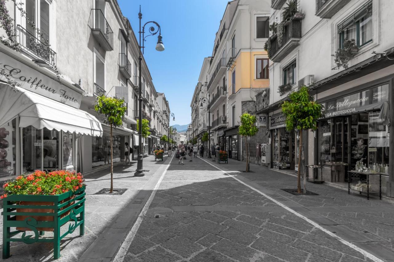 Comfy Apt 4 Sleeps Right In The Centre Sorrento Exterior foto