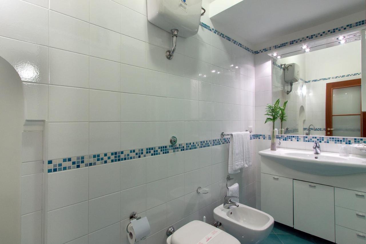 Comfy Apt 4 Sleeps Right In The Centre Sorrento Exterior foto